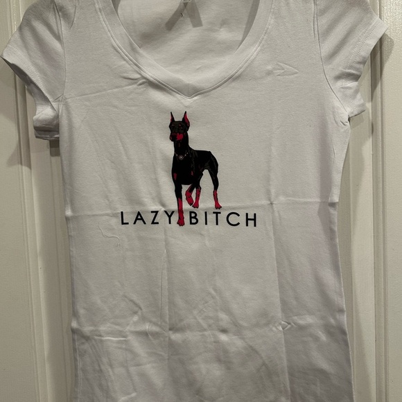 Graphic Tee with Dog Print New - Picture 2 of 4